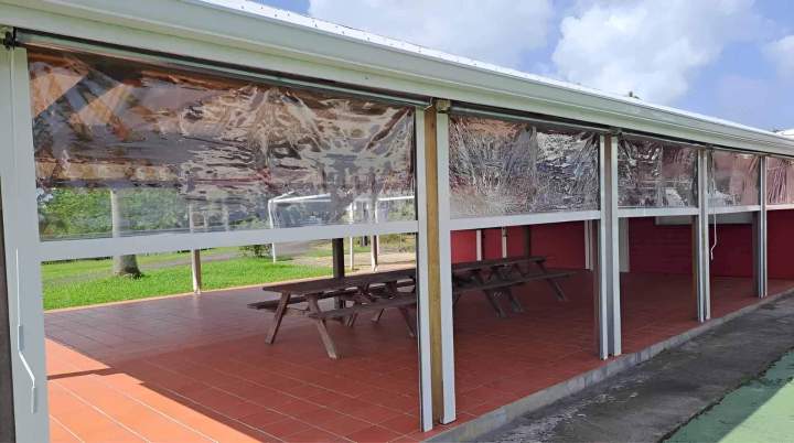 Stores extérieurs Martinique